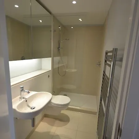 Meadows Apartments- In Quartermile * إدنبرة