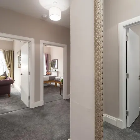 Apartament Cornerstone