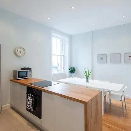 The Ardmillan No 1 * Edinburgh