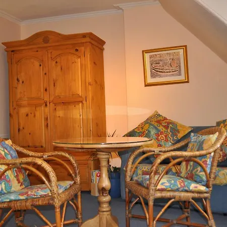 Ashdene House بيت ضيافة