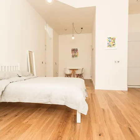 شقة Meadows Apartments- In Quartermile *