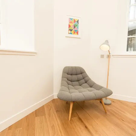 شقة Meadows Apartments- In Quartermile