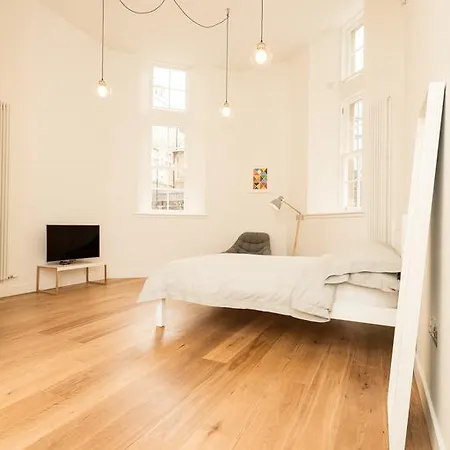 شقة Meadows Apartments- In Quartermile *