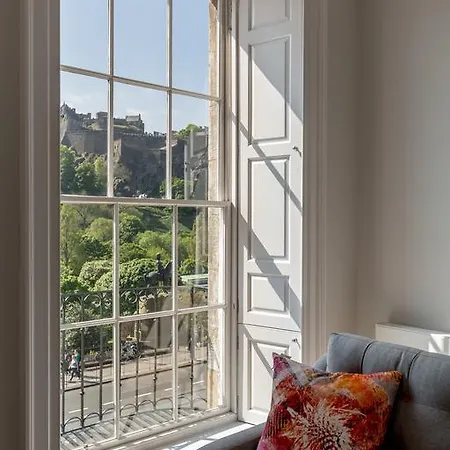 Destiny Scotland - Chisholm Hunter Edinburgh