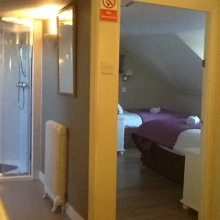 Townhouse 3*