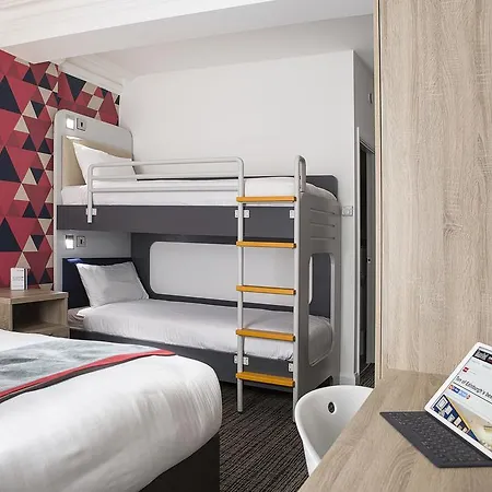 Cityroomz Hotel EDI