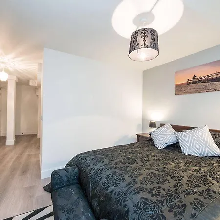 The Lothian Street Apartment