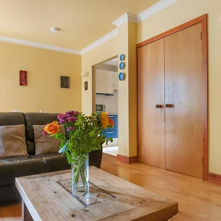 아파트 Dean Village - Lovely 2 Bed In Picturesque Dean Village With Balcony And Private Parking