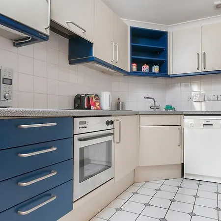 아파트 Dean Village - Lovely 2 Bed In Picturesque Dean Village With Balcony And Private Parking 에든버러