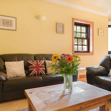 Apartamento Dean Village - Lovely 2 Bed In Picturesque Dean Village With Balcony And Private Parking Edimburgo