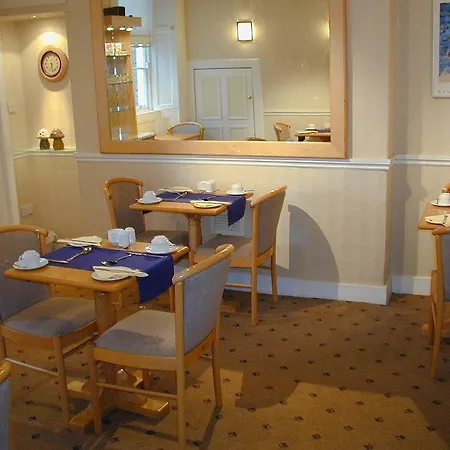 Kew House 5* エディンバラ