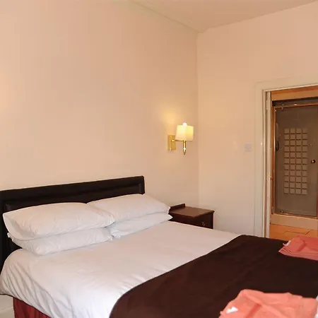 City Guest House 3* אדינבורו