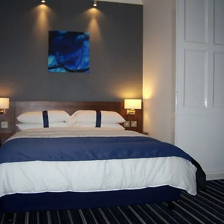 Piries Hotel 3*