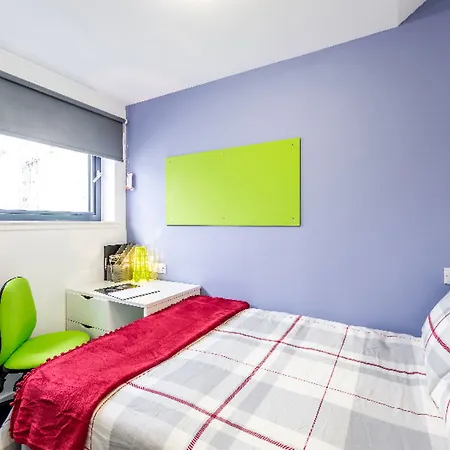 Destiny Student - Murano Edinburg