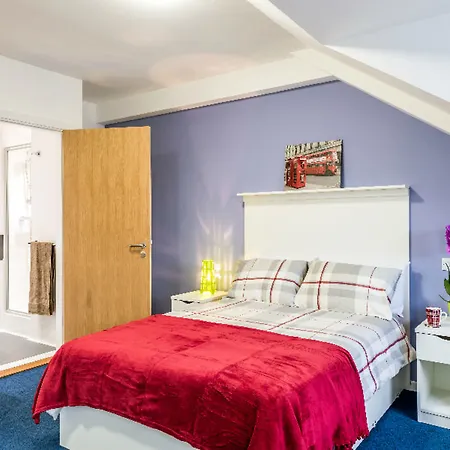 Destiny Student - Shrubhill * Edimburgo