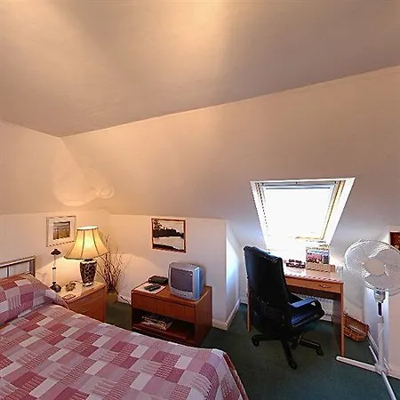 Bield Hotell 3*