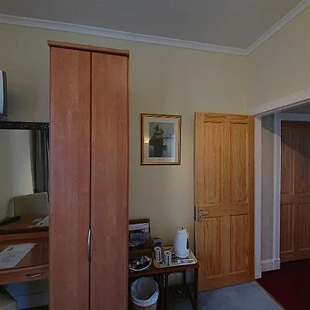 Hotell Bield 3*
