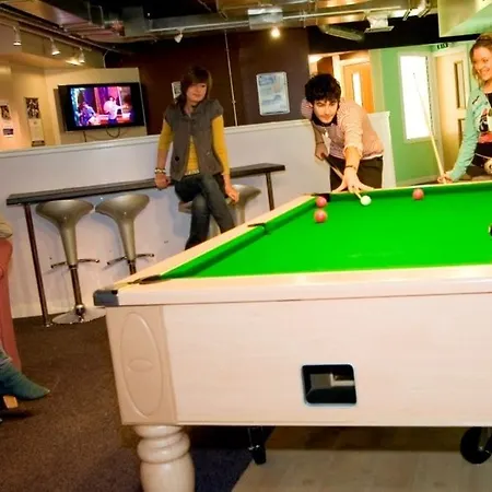 ホテル Portsburgh Court エディンバラ