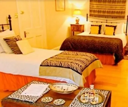 Victorian Townhouse 4* Édimbourg