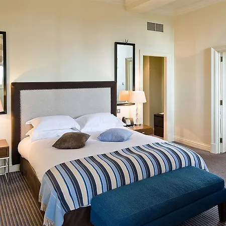 The Balmoral Hotel 5*