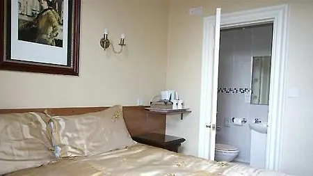 Allison House 16