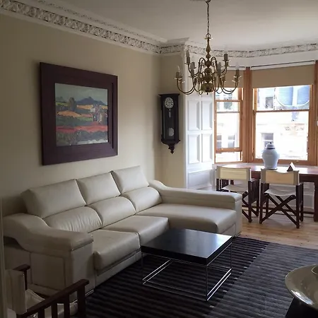 Bright Victorian Bruntsfield