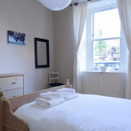 2 Bedroom With Free Parking Edimburgo