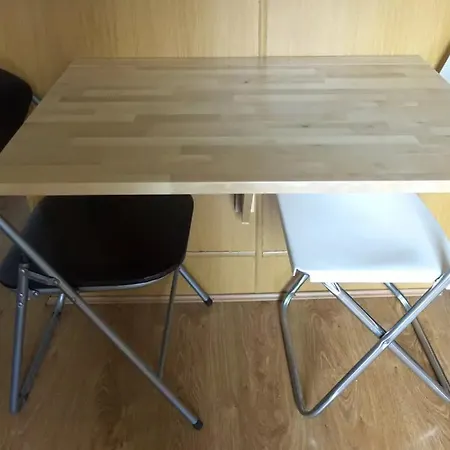 1 Bedroom 10 Minutes From Royal Mile Edinburgh