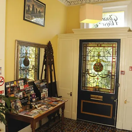 Gasthuis Cluaran House Edinburgh