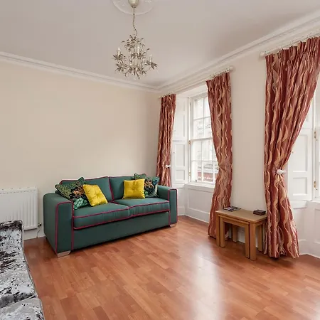 Apartment Castle Rose Edinburgh