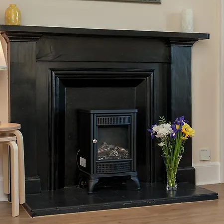 The Leamington Road Apartment
