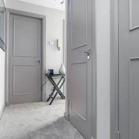 Apartment Wester Coates Road Edinburgh