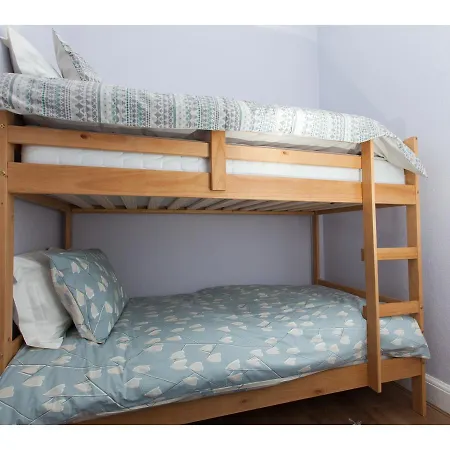 Pass The Keys Spacious 2-br Flat For 4 In Morningside Apartment *