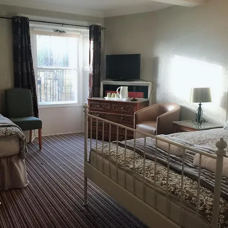 فندق مبيت وإفطار Travel 3*