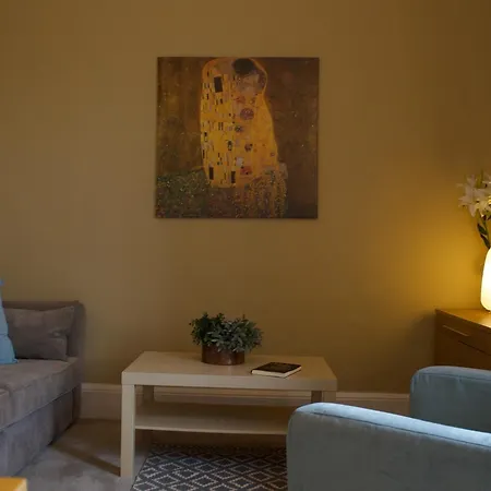 2 Bedroom Flat In Stockton Sleeps 4 Edimburgo