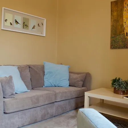 2 Bedroom Flat In Stockton Sleeps 4 Edimburgo