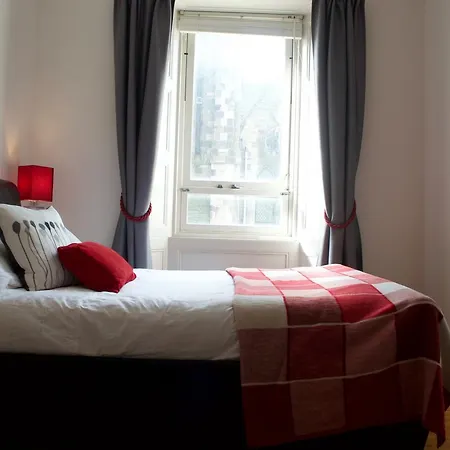 2 Bedroom With Castle Views Appartement