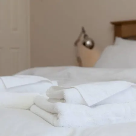 2 Bedroom Flat Sleeps 4 By The Shore Apartamento Edimburgo