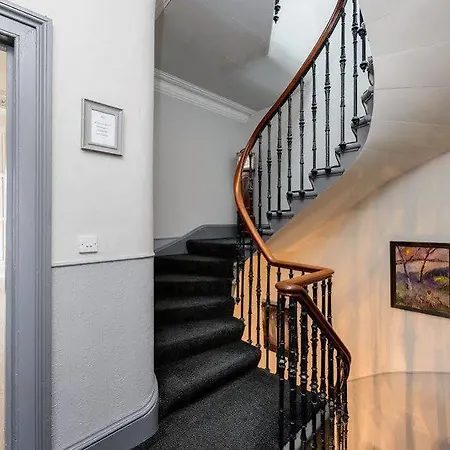 Martins Guest House Guest house 3*