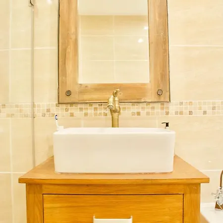 3 Bedroom House Near The Centre * 爱丁堡
