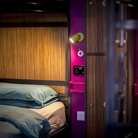 Kick Ass Greyfriars (adults Only) Edimburgo