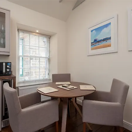 The Old Fishmarket Apartment