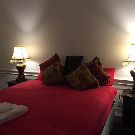 ロイヤル マイル スイーツ バイ ザ キャッスル