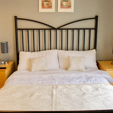 3 Bedroom Flat In 公寓 *