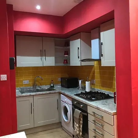 Syozant Drumdryan Central Aparthotel 3*