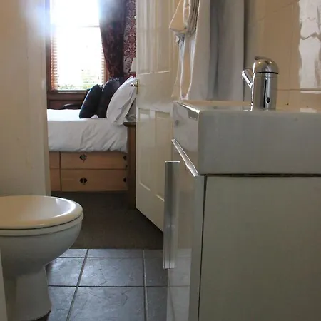 Canadale Bed & Breakfast Edinburg