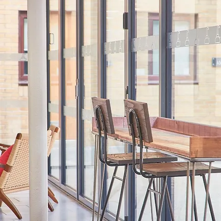 Destiny Student - Meadow Court Appartement