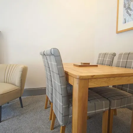 Luxurious And Amazing Location Near Arthur's Seat