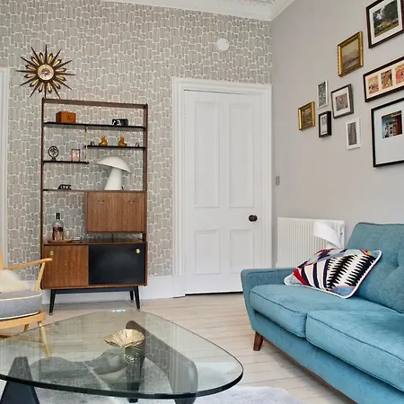 Scandi Style 1 Bed City Centre Apartment