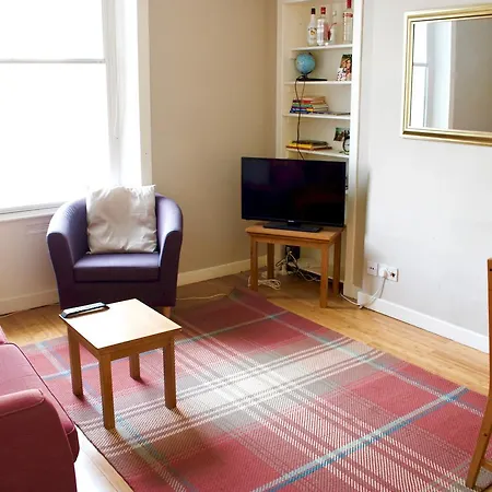 City Centre 2 Bedrooms Appartement *